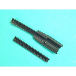 Lame chargeur Famas 5.56 + adaptateur Lame chargeur Famas 5.56 + adaptateur