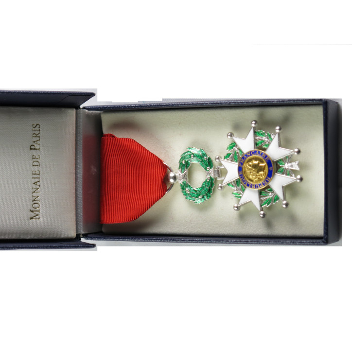 Médaille chevalier de la legion d'honneur Argent dans sa boite Ref bo4 