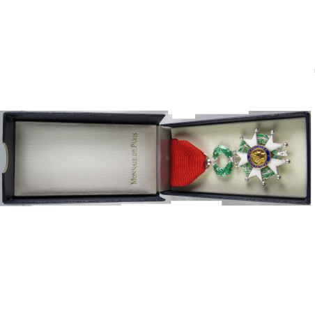 Médaille chevalier de la legion d'honneur Argent dans sa boite Ref bo4