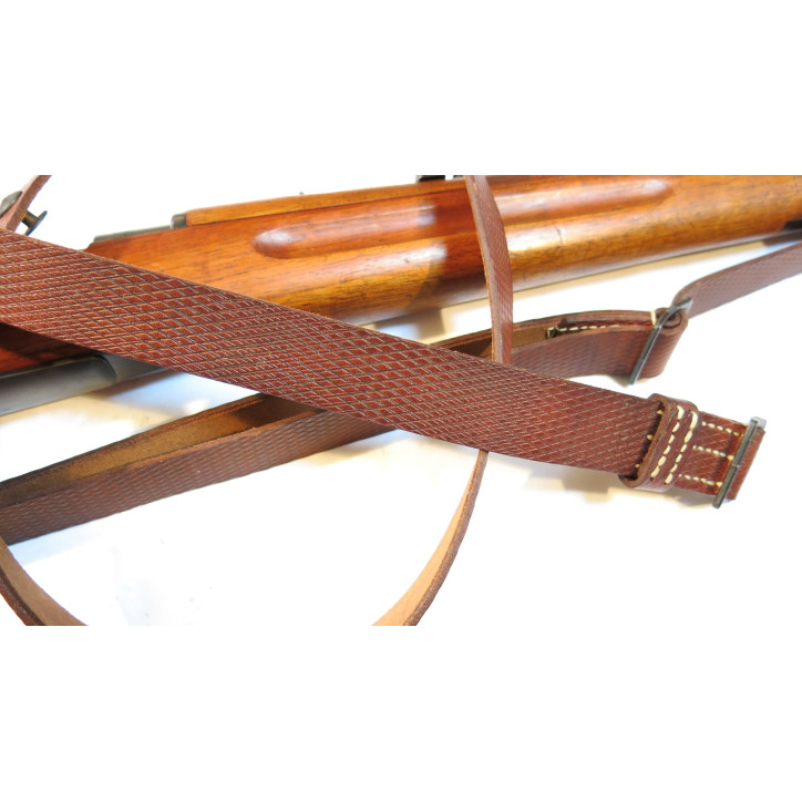 Bretelle en cuir quadrillé fusil Mauser Suédois 