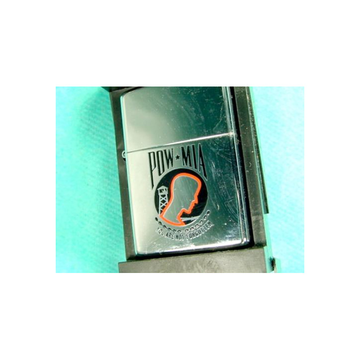 Briquet Zippo POW commemoratif Vietnam