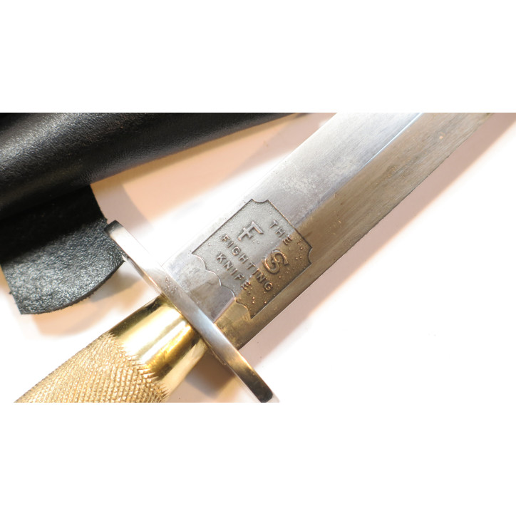 Fairbairn english dagger with black scabbard