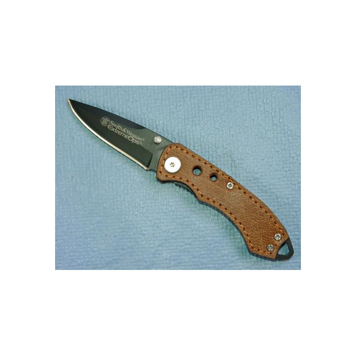 Couteau Smith et Wesson Ref 37