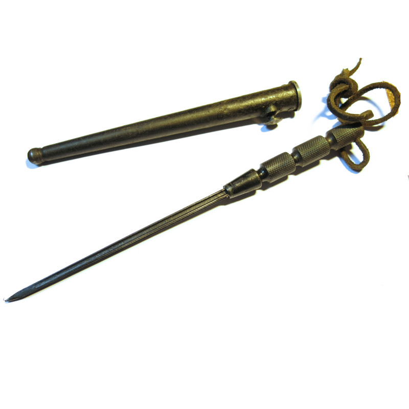 Dague Anglaise SOE 39/45 avec fourreau clou acier