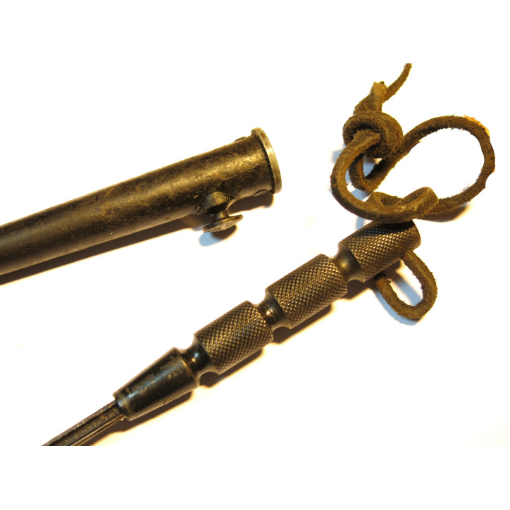 Dague Anglaise SOE 39/45 avec fourreau clou acier