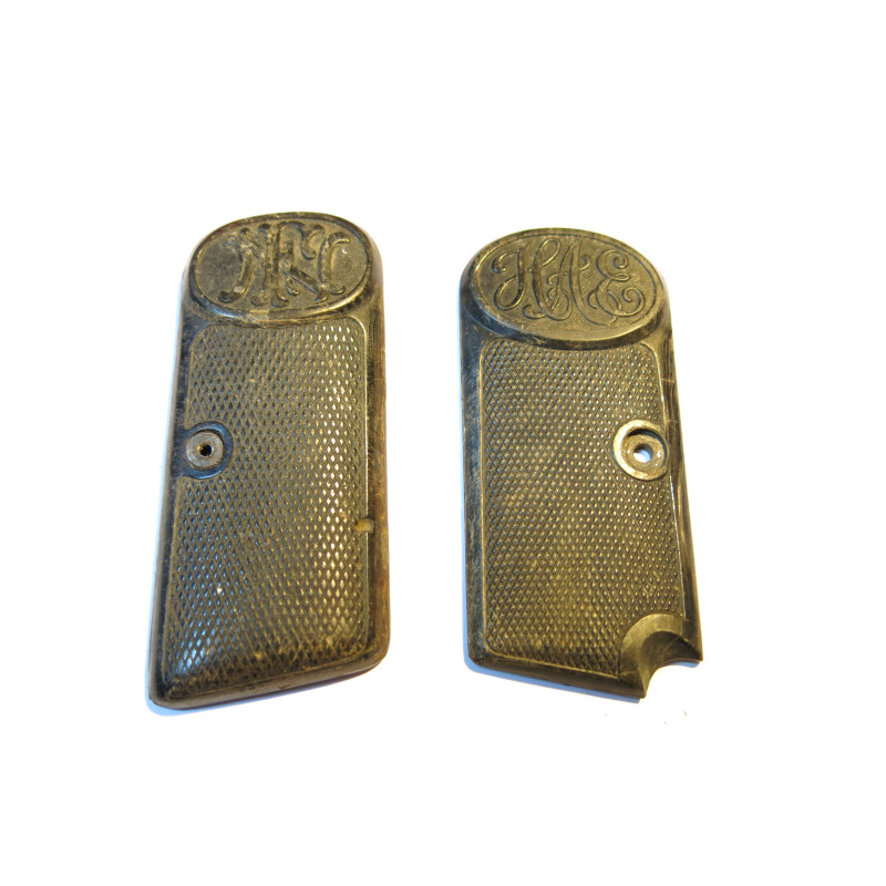 Plaquettes Browning FN 1910 bakelite Ref Fl 11  box 186 