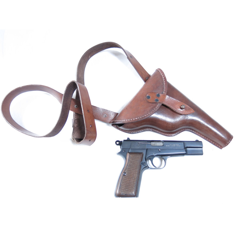 Etui cuir P08 à bandoulière Réf. P085 