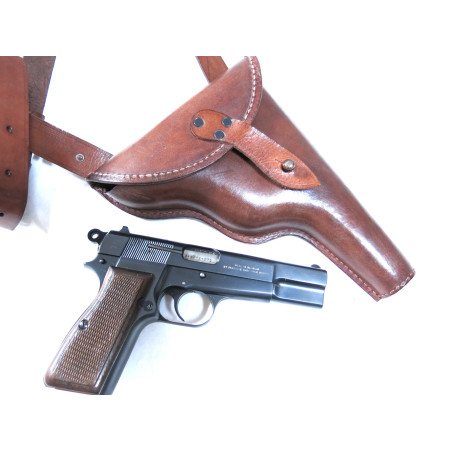 Etui cuir P08 à bandoulière Réf. P085