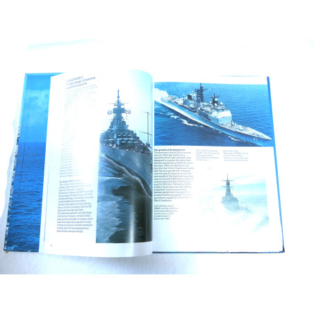 LIVRE  FIGHTING SHIPS H.W. Cowin et1