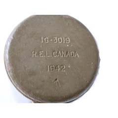 Boite metal  pour lunette REL Canada 1942