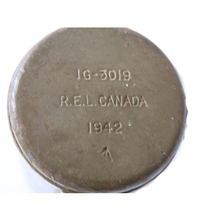 Boite metal  pour lunette REL Canada 1942