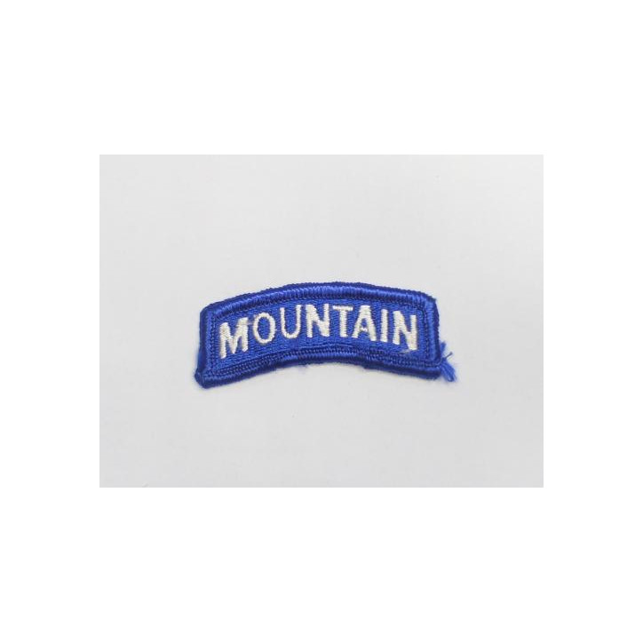 Tab    MOUNTAIN    blanc fond bleu
