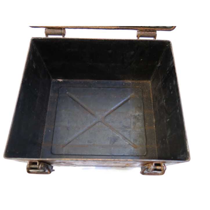 Caisse métal pour 800 cartouches calibre 303 British FN Ref be 69 