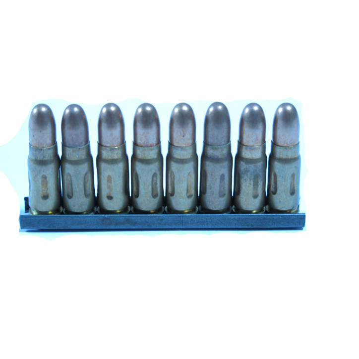lame chargeur Tokarev  avec 10 cartouches 7.62 de manipulation inerte