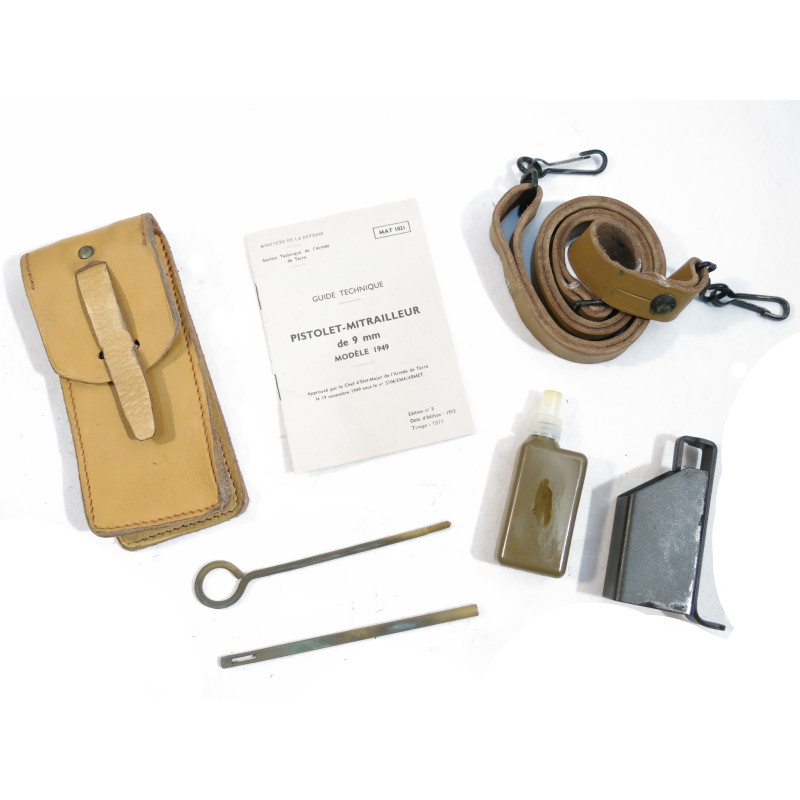 Kit complet Mat 49 avec pochette cuir 