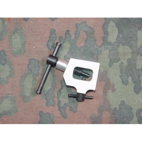 Outil de reglage guidon Schmidt Rubin  K31 et carabine 1911