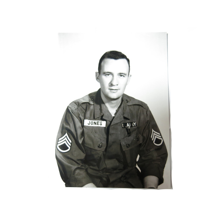 Photo   US Army Vietnam JONES ref 300