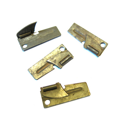 Petit ouvre boite US army Vietnam  marque Speaker bo 30