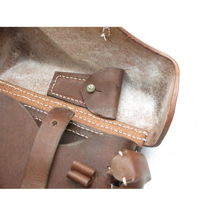 Etui cuir P08 Luger Artillerie fauve  Ref et 49 