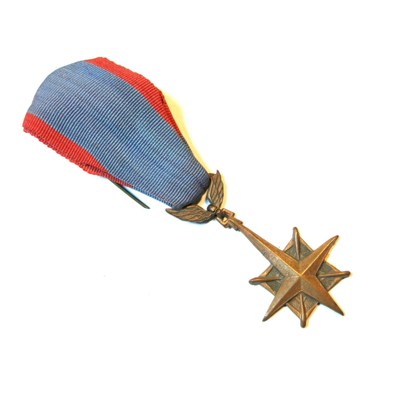Médaille Air force service distingué sud  Vietnam 