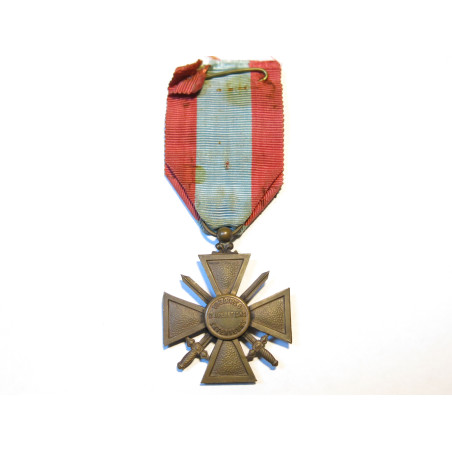 Médaille originale croix théatre opération exterieur France ref 99