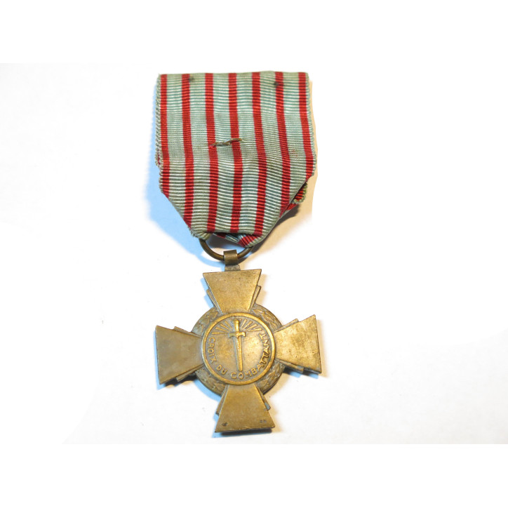 Médaille Croix du combattant originale Ref 66