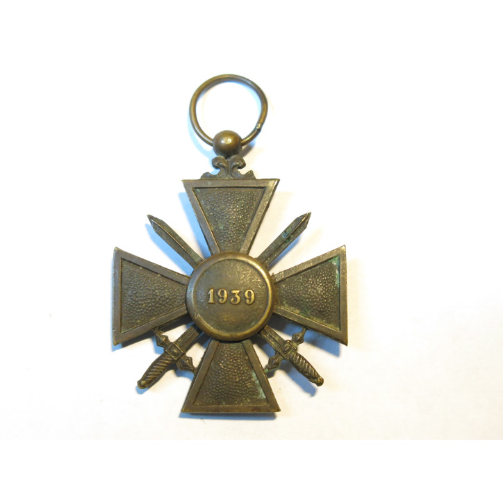 Croix de guerre  1939  sans ruban Ref 25