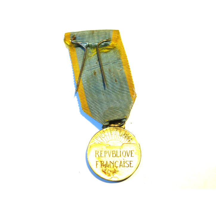Médaille éducation physique bronze Réf bo 10 