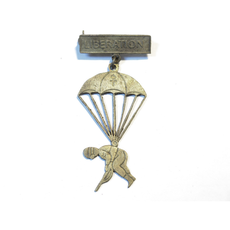 Petit insigne para liberation 39/45 ref bo 29