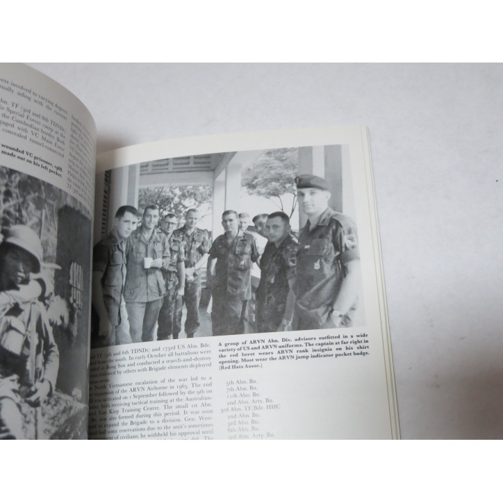 Livre Vietnam Airborne Gordon Rottman et1