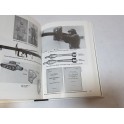 Livre Uniforme et traditions German army 39/45 par J Angolia