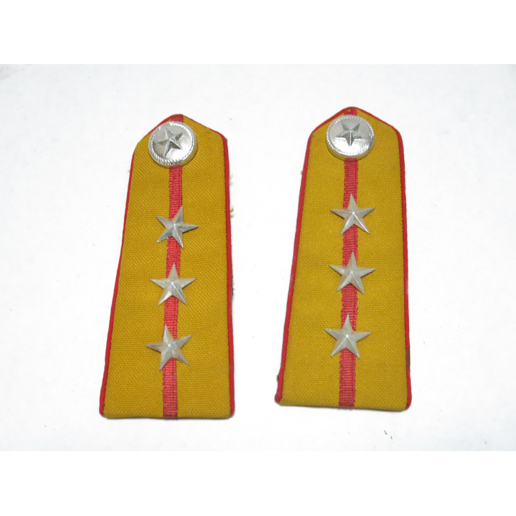 Épaulettes Nord Vietnam  Colonel General ref ep 13 bo 191