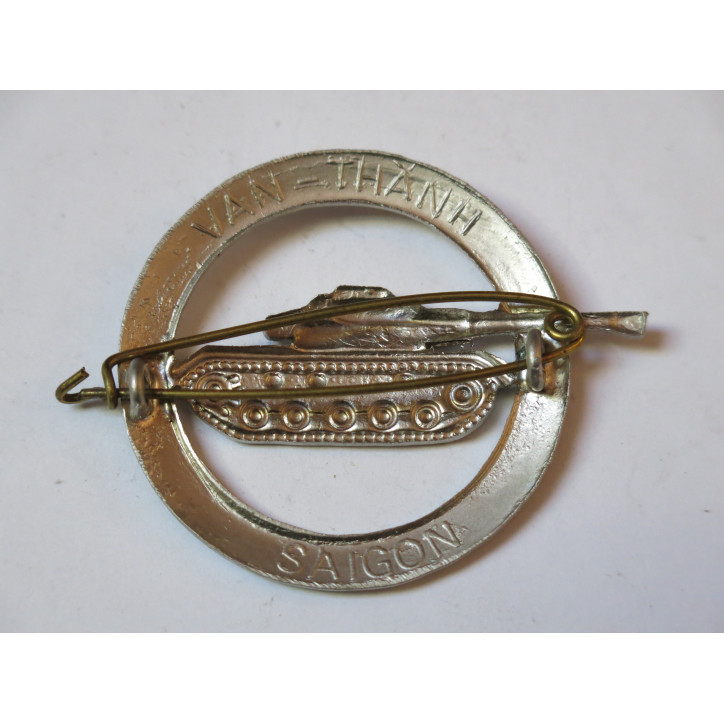 Insigne de béret Tankiste sud Vietnam ARVN argent 