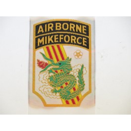 Insigne tissu C4 Airborne Mike Force  ARVN fabrication bevo