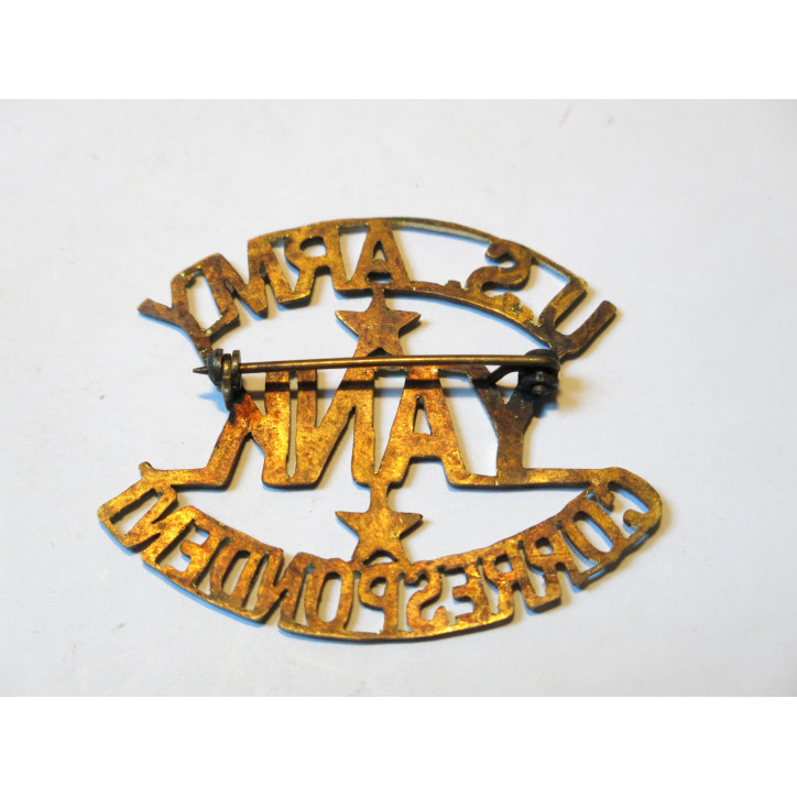 Insigne métal US Army YANK correspondent 1944 