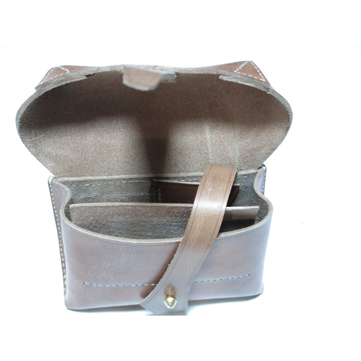 Pouch leather SVT 40