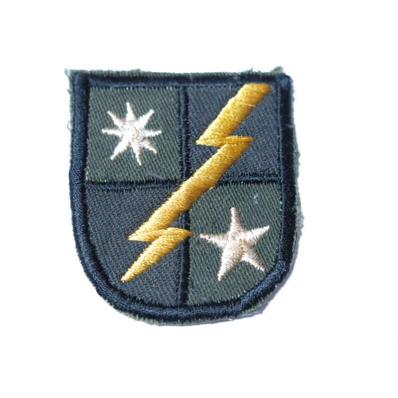 Insigne tissu  de beret 5th Special forces Airborne 