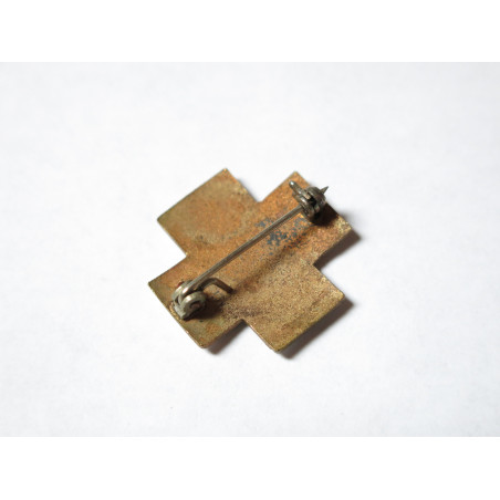 Insigne emaillé first aid US 39/45 ref bo 10