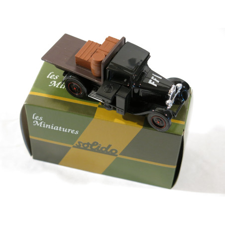 Solido camion Citroen C4 FFI avec sa boite 1/50