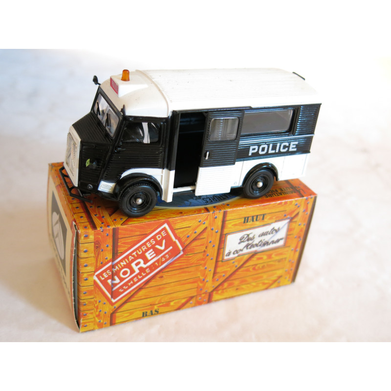 Norev Citroen type H 1968 Police    dans sa boite 