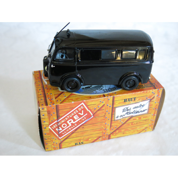 Norev Peugeot D3A 1950 Police  dans sa boite 