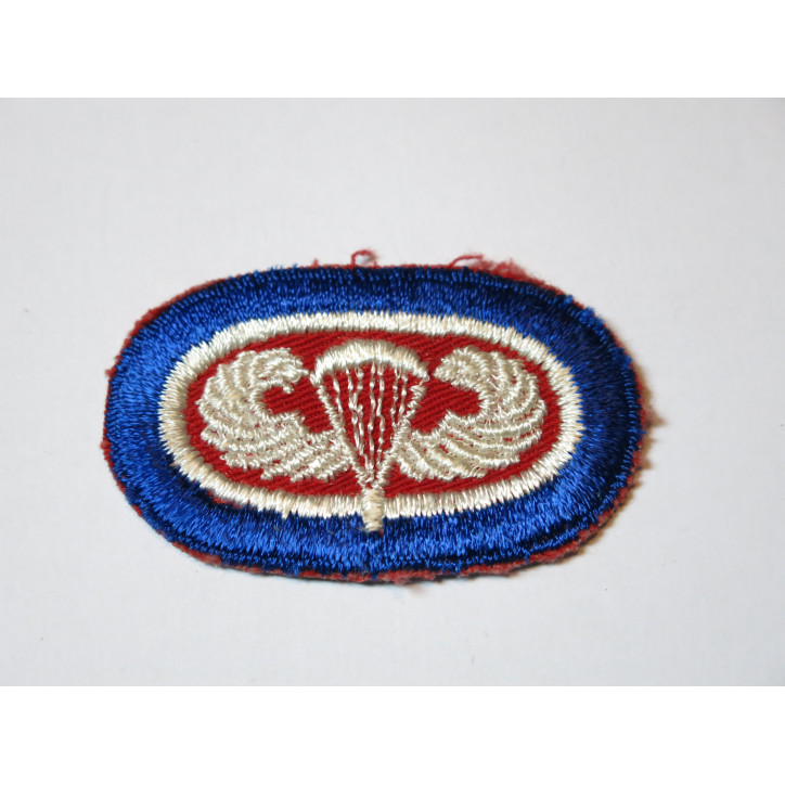 Insigne tissu  ovale parachutiste  US ref 18 bo  145