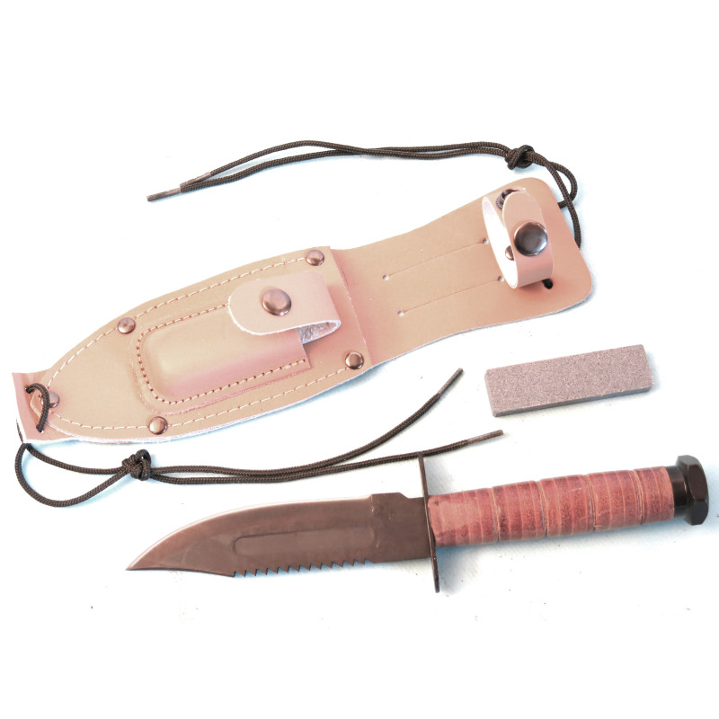 Couteau de survie de l'US Air Force avec son fourreau et sa pierre