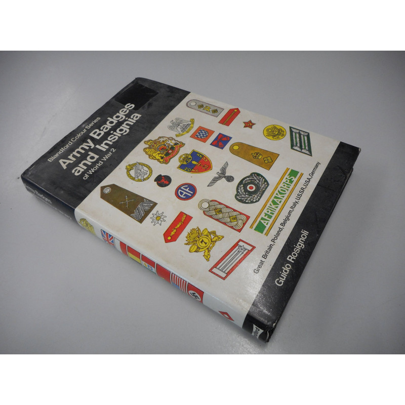 Livre Army badges and insignia book 1 de Guido Rosignoli et5