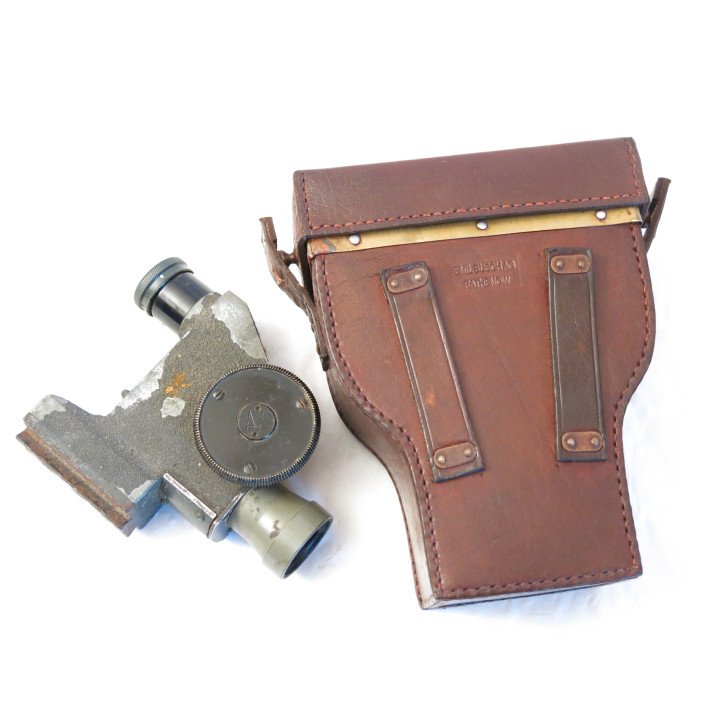Etui cuir MG 08  pour la  lunette ZF12  Allemande 14/18 