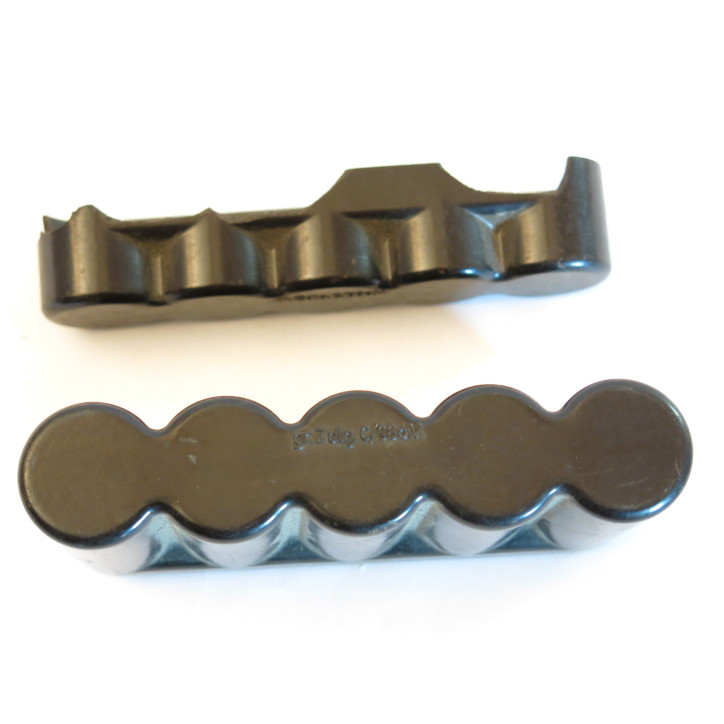 Petite boite bakélite pour fusées Allemande 39/45 ref Un 479 box 213 