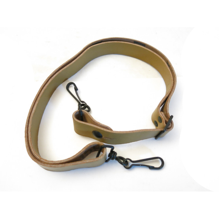 Bretelle cuir PM Mat 49 état neuf 