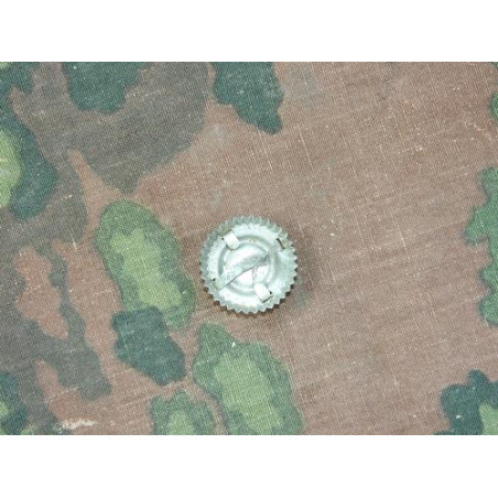 Cocarde originale métal pour casquette WH 39/45