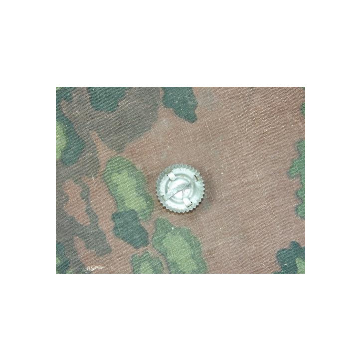 Cocarde originale métal pour casquette WH 39/45