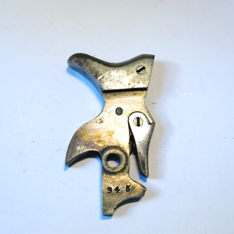 Chien  revolver 1892 nu 